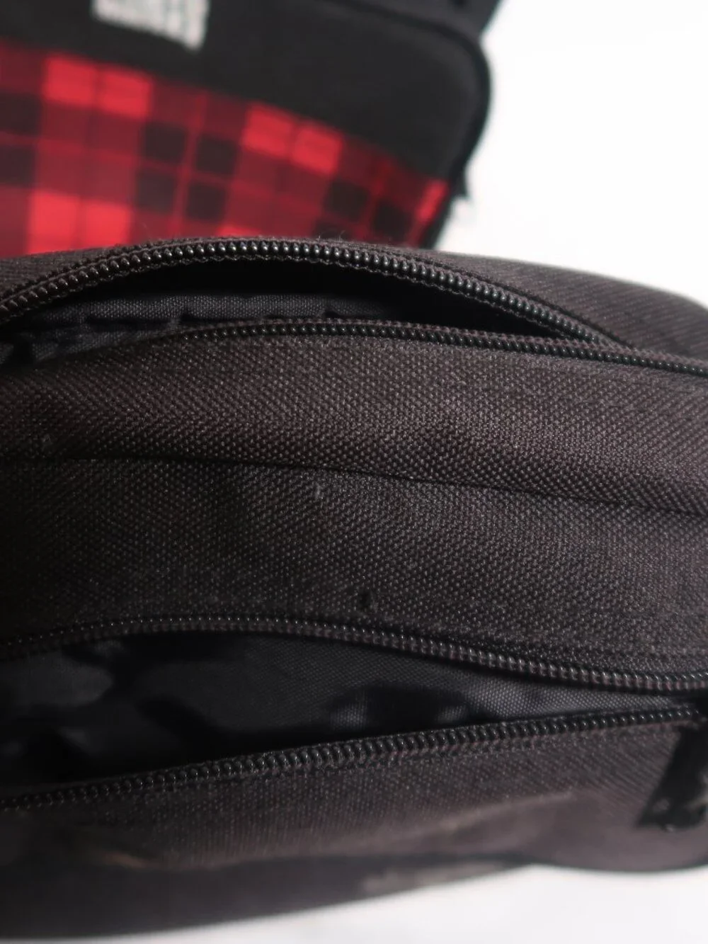 Bundle of 2 Camera Bags : Photo Mate Red Plaid Camera Bag and Samsonite black